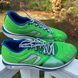 Newton Gravity 8 Mens Size 10.5 green  Black Athletic Running Shoes Sneakers